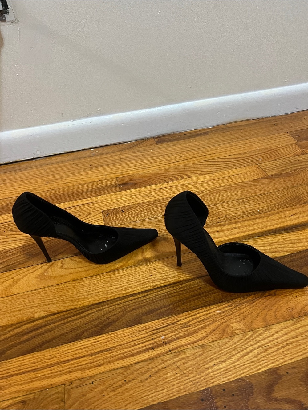 Steve Madden Classic Black Pointed Toe Stiletto Pumps - Women